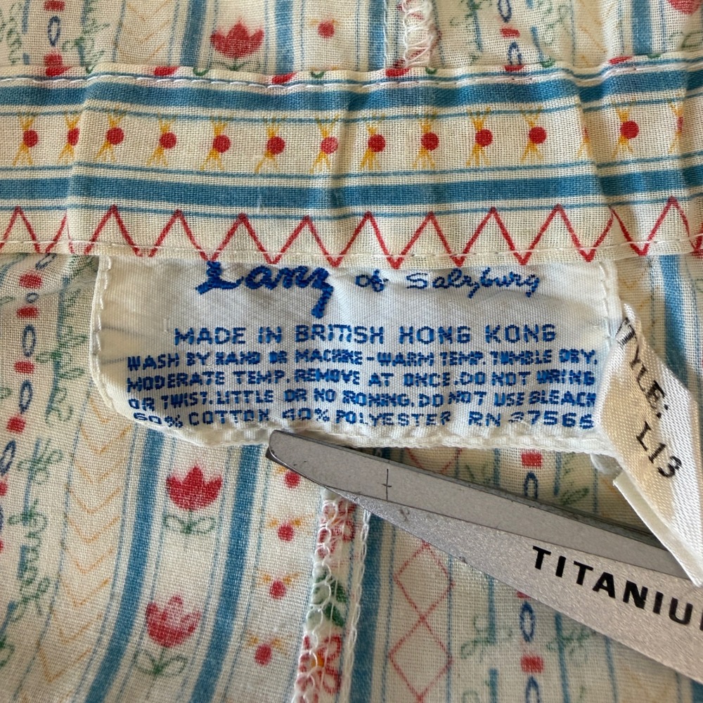 Vintage Lanz of Salzburg Floral Striped Nightgown British Hong Kong Blue White - Picture 8 of 10